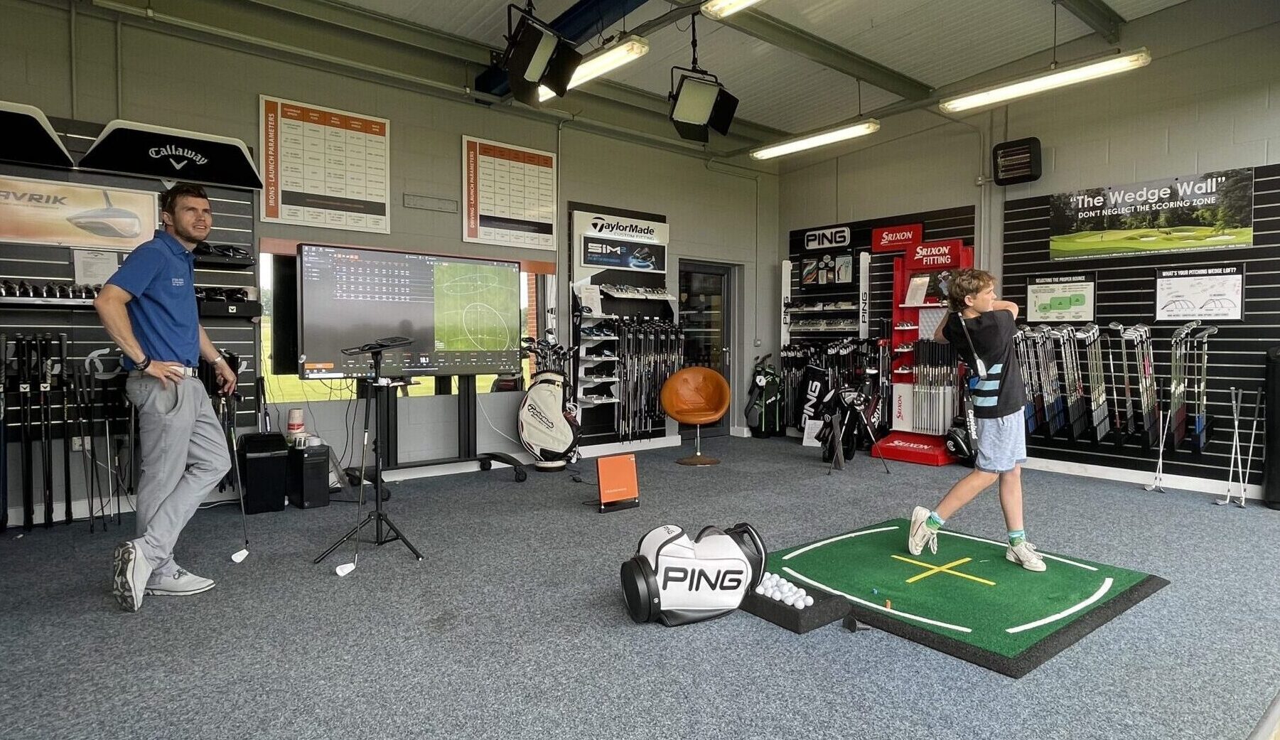 Teaching studio putting environment